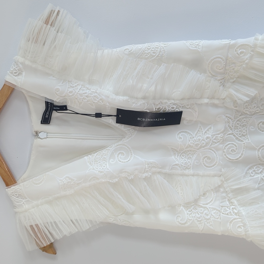 BCBGMaxAzria Ivory Tiered Ruffle V-Neck Dress - Picture 4 of 5